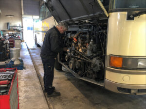Mechanik autobusowy – Setra i Merce…